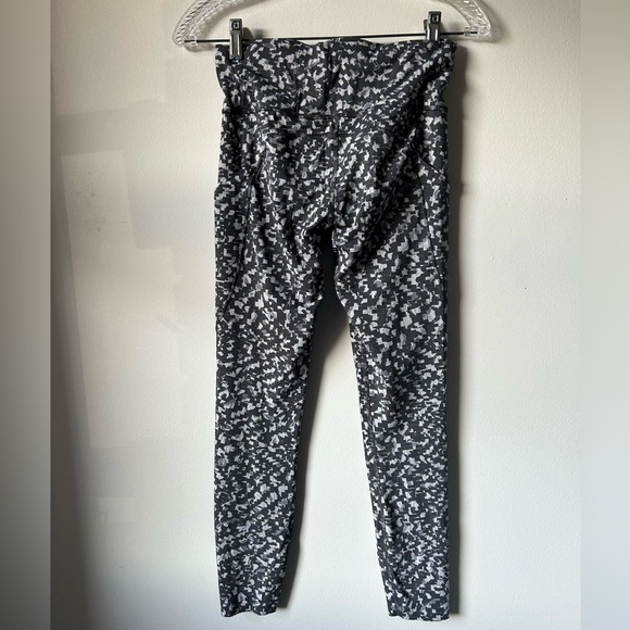 Lululemon Fast and Free Tight - Picture 3 of 5